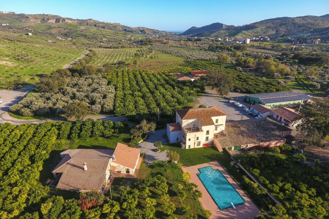Barone Gr Macri Agriturismo Modi 杰拉切 外观 照片